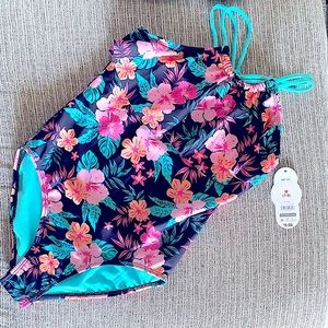 Girl’s one piece fashion swimsuit